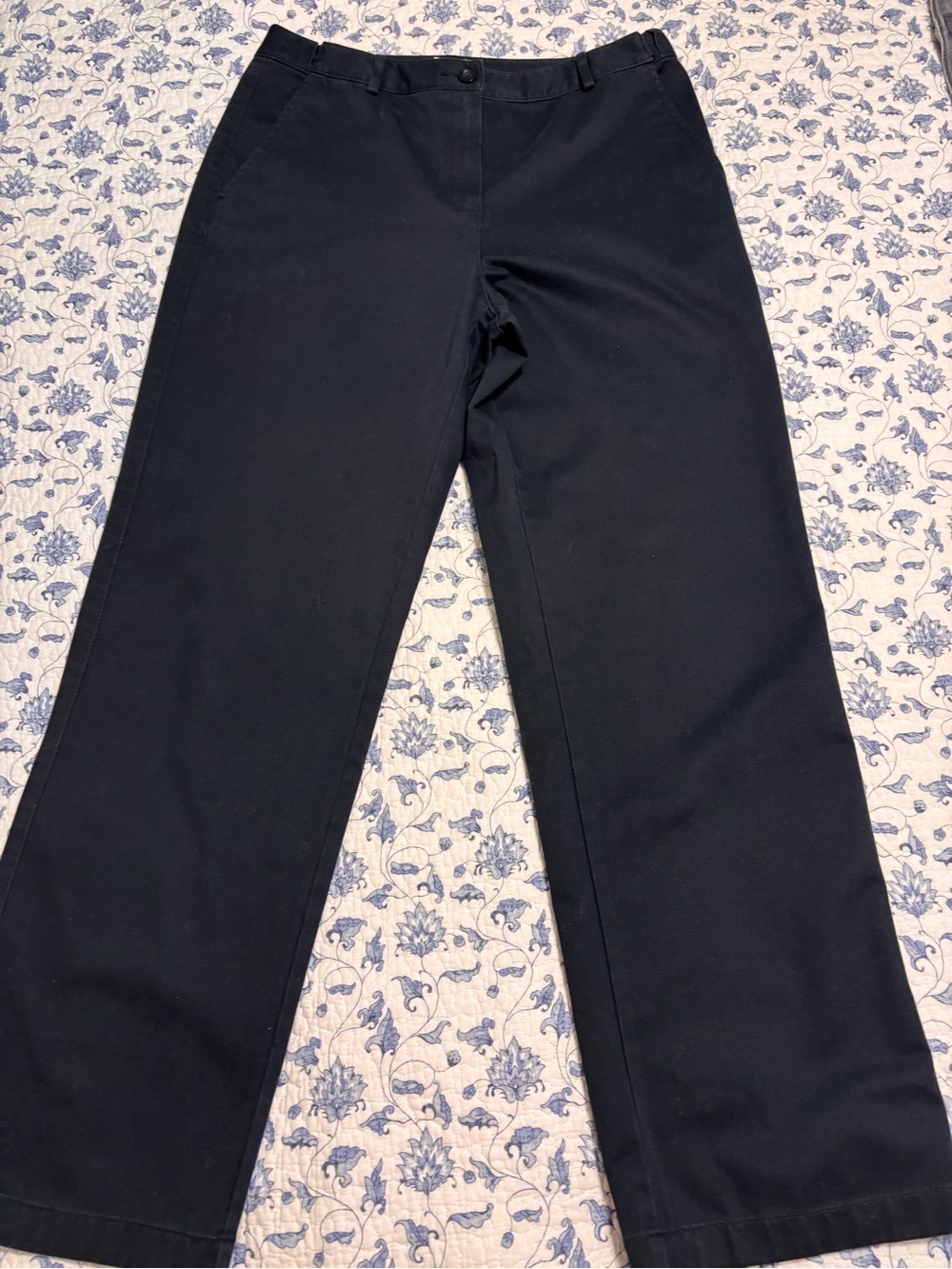 LL Bean women’s 10 black chino dress pants straight leg classic fit high rise